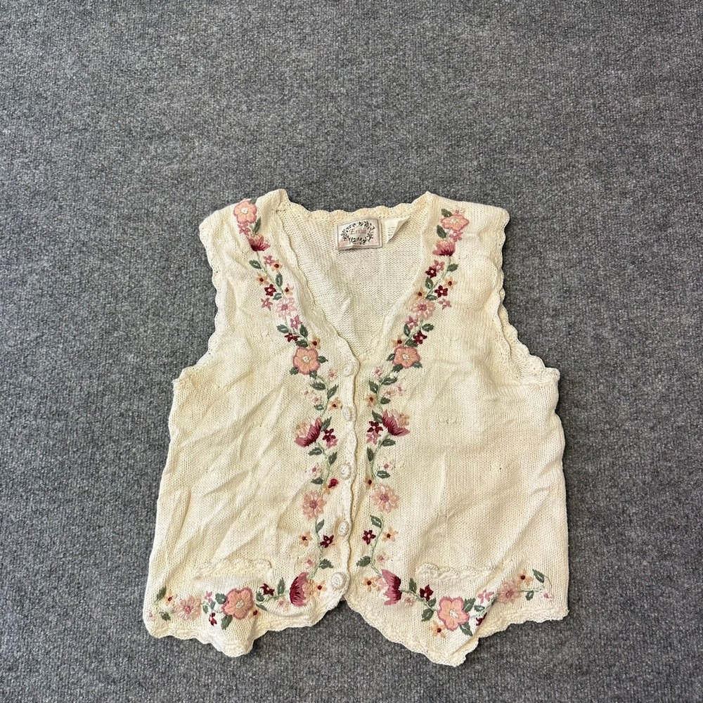 Erika Sweater Vest Womens Size M Cream Ramie Cotton Floral Embroidered Scalloped